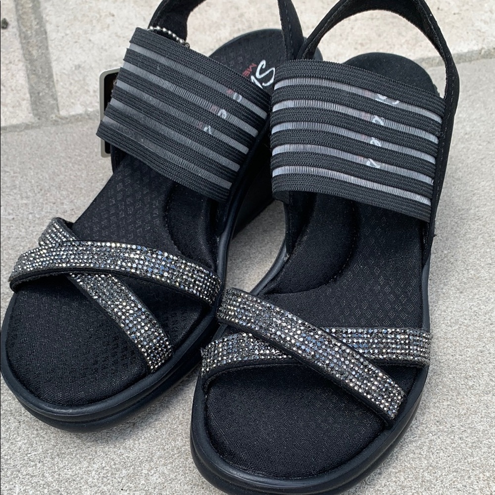 Elegant Black Strappy Women's Sandals